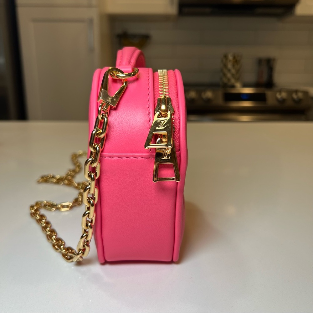 Louis Vuitton Pop My Heart Pouch In Bubblegum Pink - Picture 5 of 14